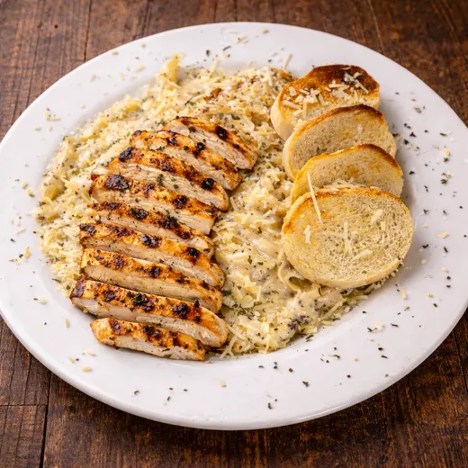 Pasta Alfredo Pollo